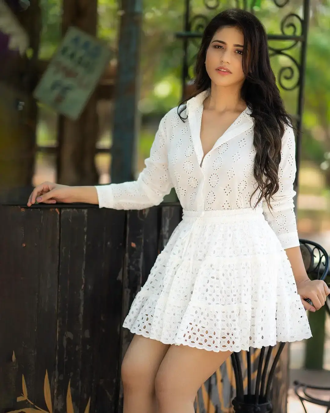 PRIYANKA JAWALKAR STUNNING LOOKS IN MINI WHITE SKIRT 8